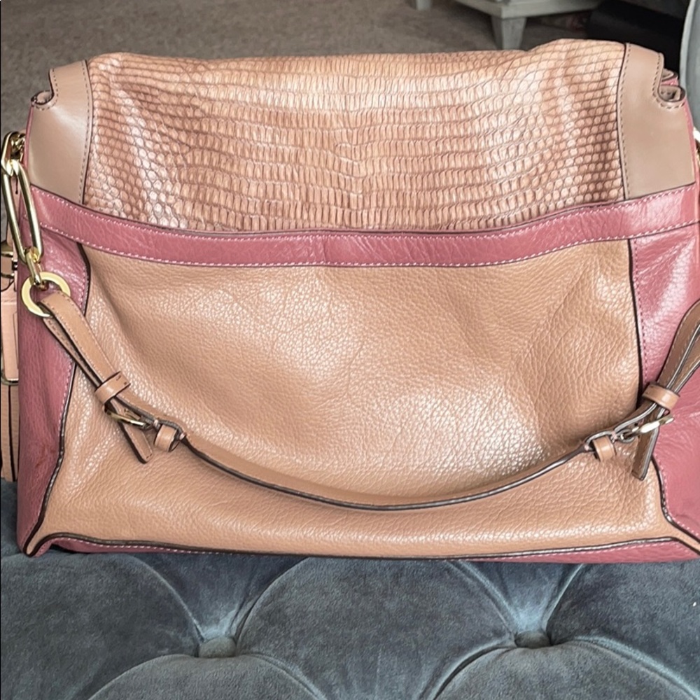 Coach - Picture 5 of 12